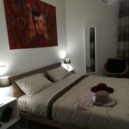 Ferienwohnung Sosta Rock Casal Palocco Exterior foto