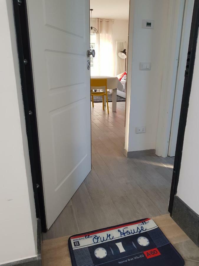 Ferienwohnung Sosta Rock Casal Palocco Exterior foto