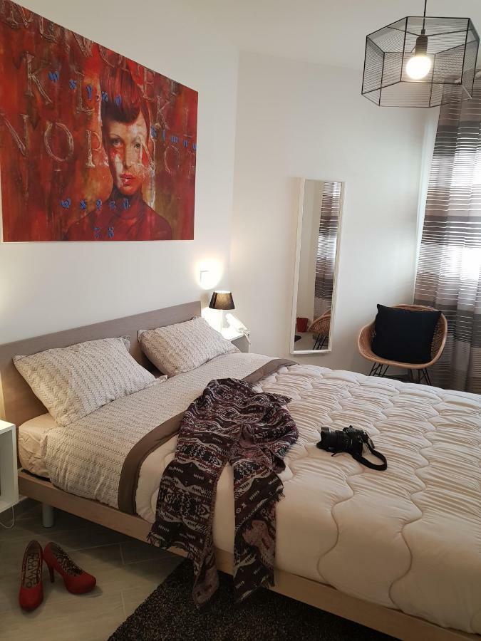 Ferienwohnung Sosta Rock Casal Palocco Exterior foto